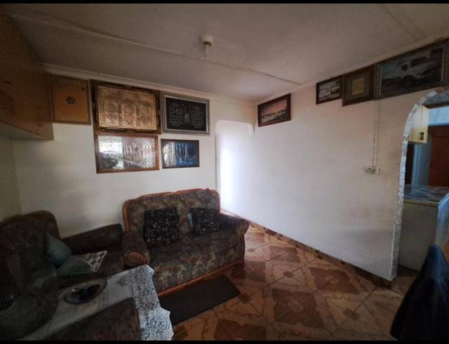 5 BEDROOM HOUSE FOR SALE IN CANESIDE